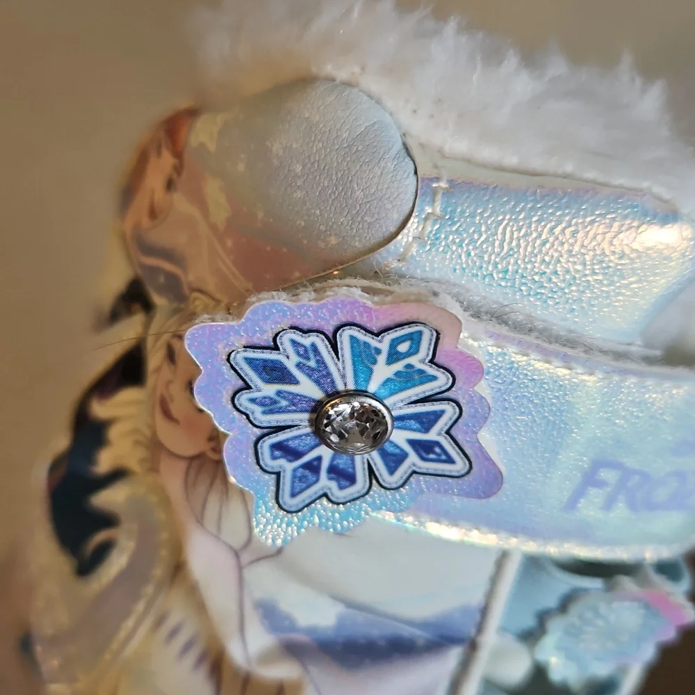 Frozen Light Up Snowboots